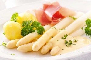 classic white asparagus dish
